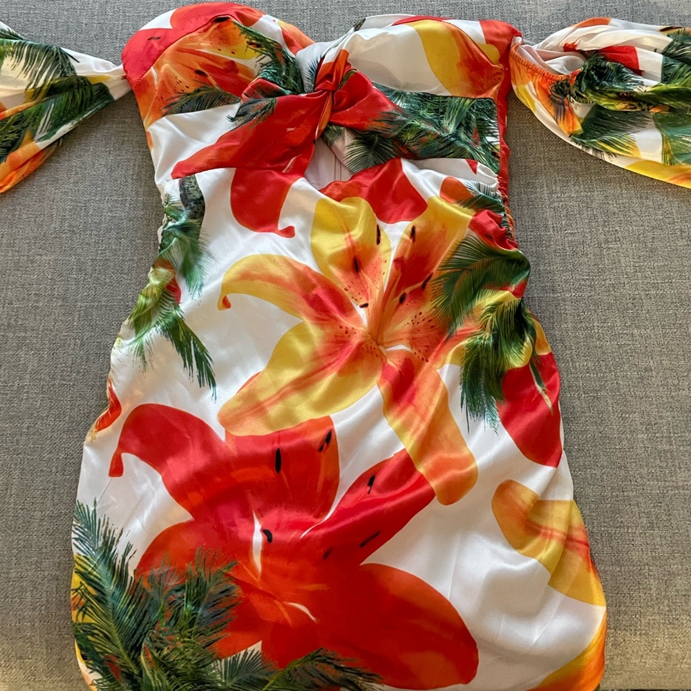 DIVA BOUTIQUE: Tropical Mini Dress